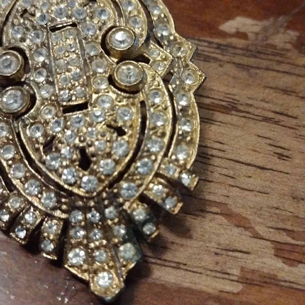 Vintage art deco rhinestone broach